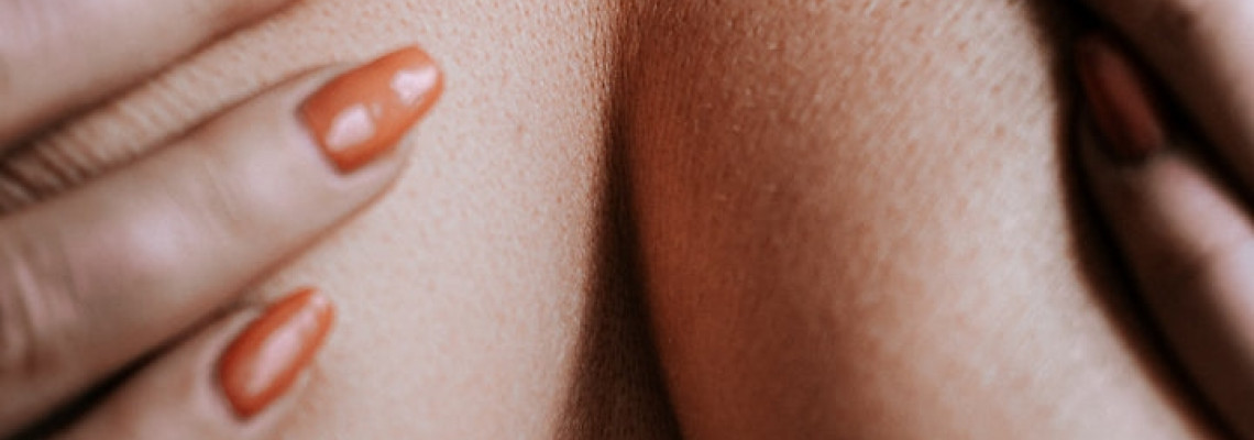 Guide To Using Nipple Stimulators To Help With Mastitis & Enhance Pleasure