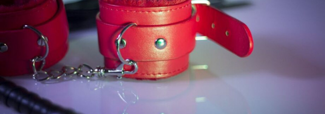 11 Bondage Sex Positions from Simple to Extreme!