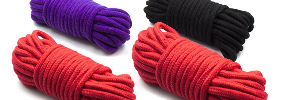 Floggers 101: How to Get Your Flog On Floggers 101: How to Get Your Flog On