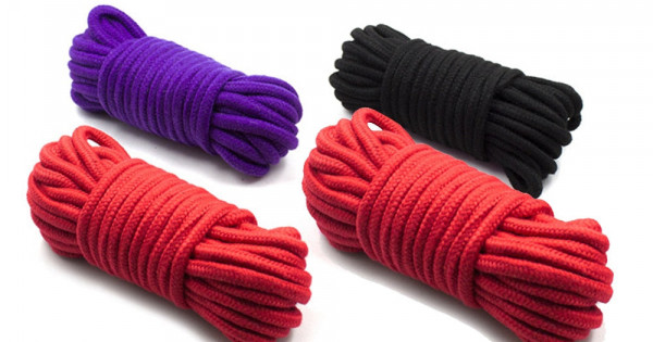 Floggers 101: How to Get Your Flog On