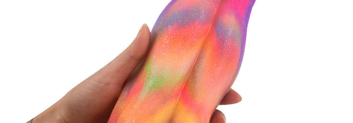 What is the best harness to use with a 'strapless' double dildo? What is the best harness to use with a 'strapless' double dildo?